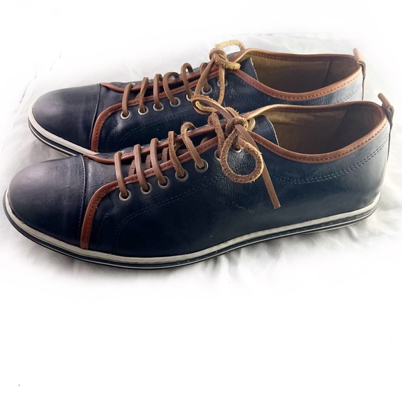 GAGLIARDI navy leather sneakers with leather laces size 9 men’s - Picture 3 of 5